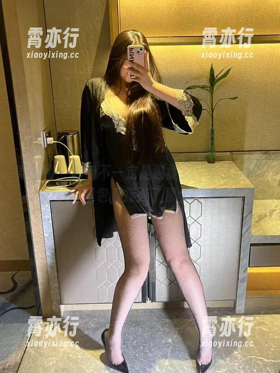 美邵女Baby 微密圈 - 旗袍不一定是温柔乡,美邵女Baby图包直接撕了那个神话