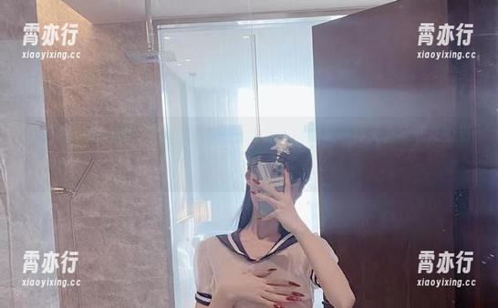 微密圈 - 吧台旁,脸红Dearie的全套作品像是一杯天上掉下来的酒,灯红酒绿2.0,喝多了么。