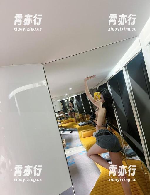 葛征 微密圈 - 原图揭晓:葛征的酒店对镜,分享此刻的旋律,你懂的