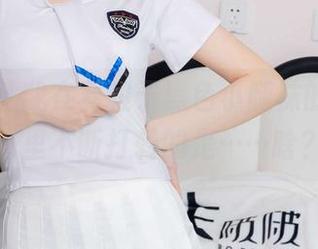 袜啵啵 - 我在看稚予黑色小腿袜的写真，脑海里不断打转的是……啥？！