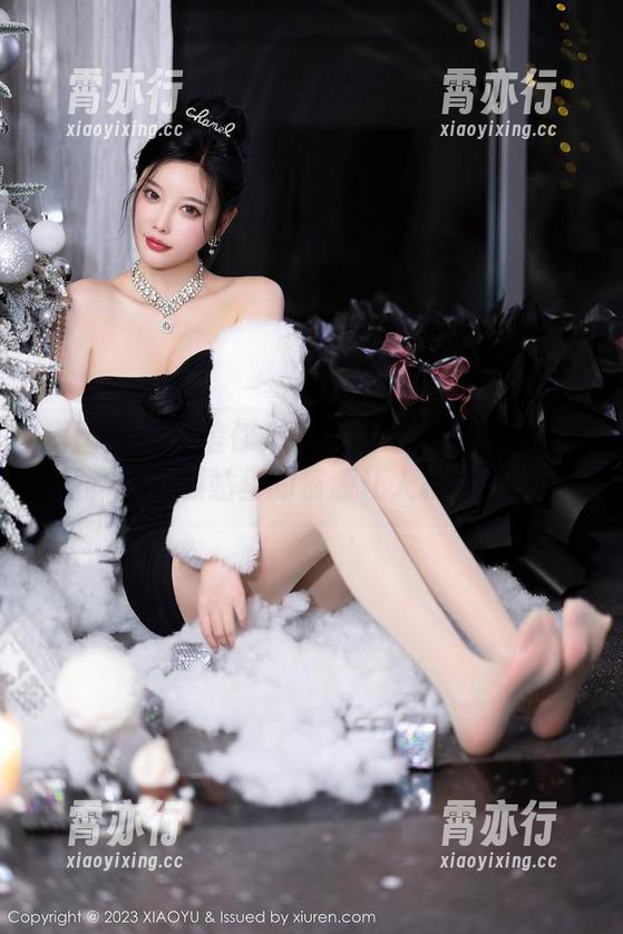 语画界 - 不信你来看看小海臀Rena的红裙,这资源站里的资源让人移不开眼。