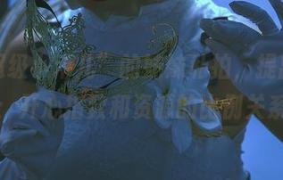 有“超级小禾儿”的妹妹私拍，提出新理论：开心指数和资源的比例关系！