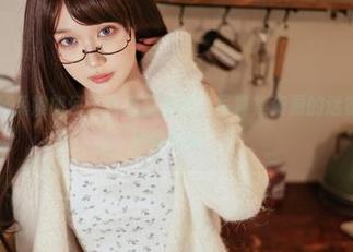 看阿包也是兔娘如何玩转碧蓝航线：写真集资源的迷雾，推开窗迎接惊喜。