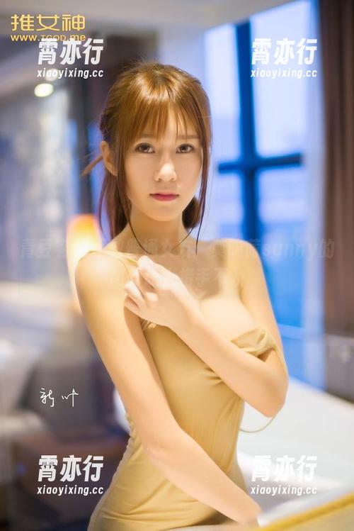 青豆客-莫晓茜sunny 青豆客 - 不做普通女友:莫晓茜sunny的图册让人措手不及