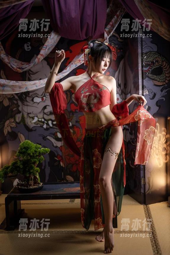 香草喵露露 小露乱撞泳装,香草喵露露图集花样多,没下载就out了!